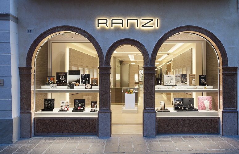 Jewelry Ranzi at Bozano / Center